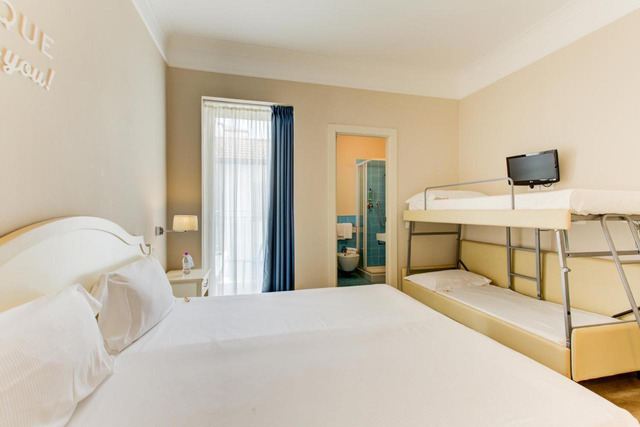 Beyou Hotel Villa Rosa Риччоне Экстерьер фото