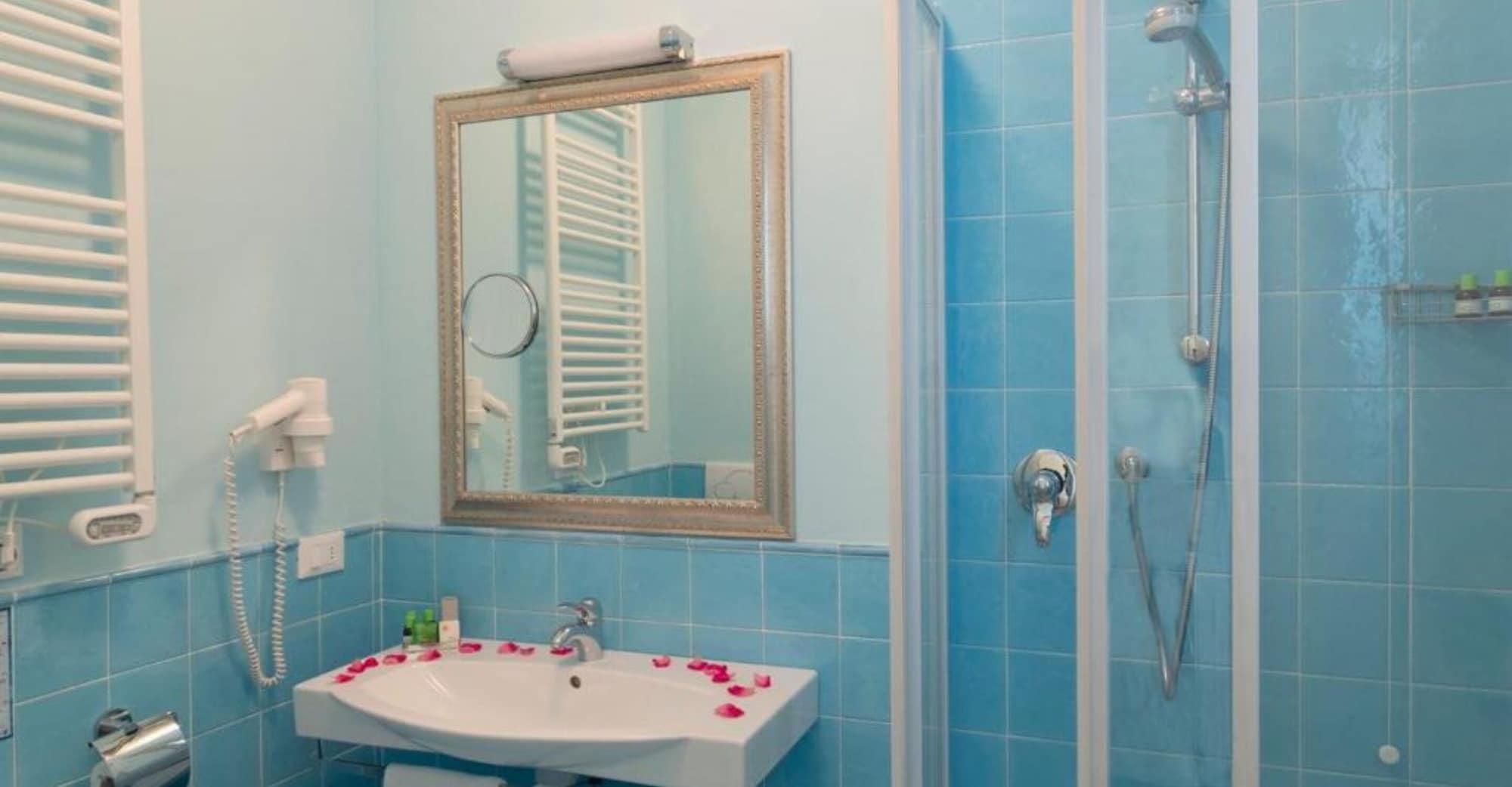 Beyou Hotel Villa Rosa Риччоне Экстерьер фото
